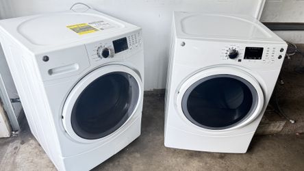 GE Washer And Dryer Combo Stackable