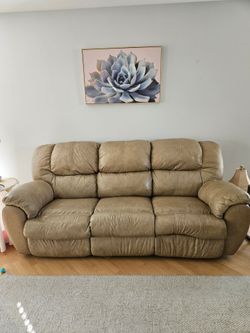 Leather couch manual recliner