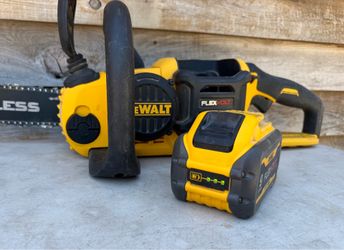 DEWALT 60 v flexvolt 16” chainsaw and 9AH battery