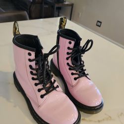 Girls Patten Pink Doc MARTENS Sz 2
