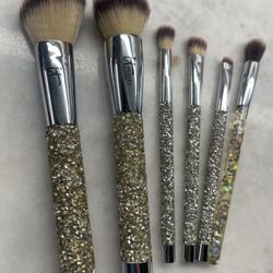 It Cosmetics Brushes for Ulta - Rhinestones