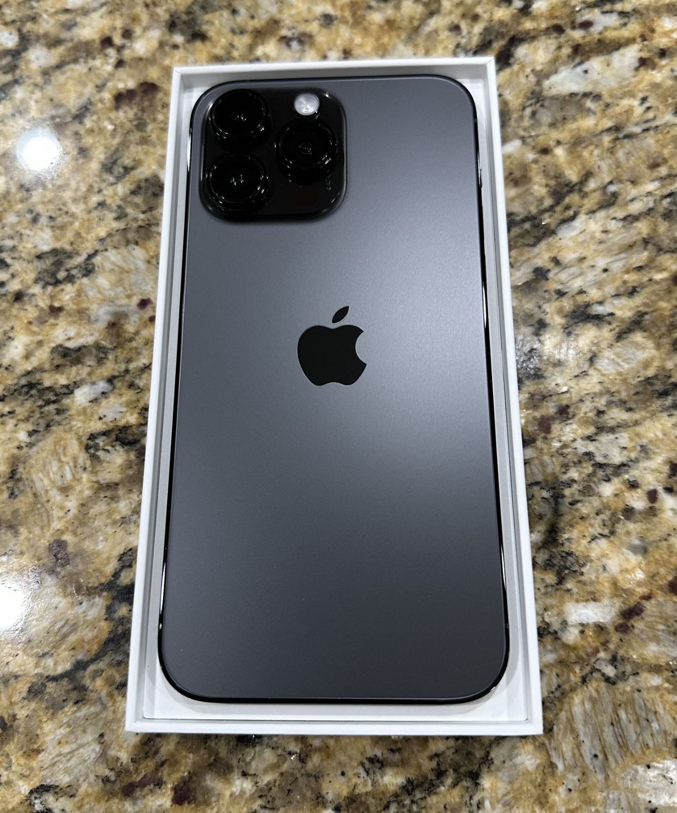 Apple iPhone 14 Pro Max - 128GB - Black (Unlocked)