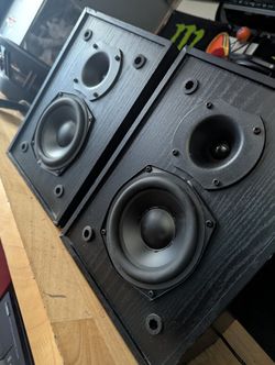 Klipsch KG.5 Clean Sound  Excellent Condition 