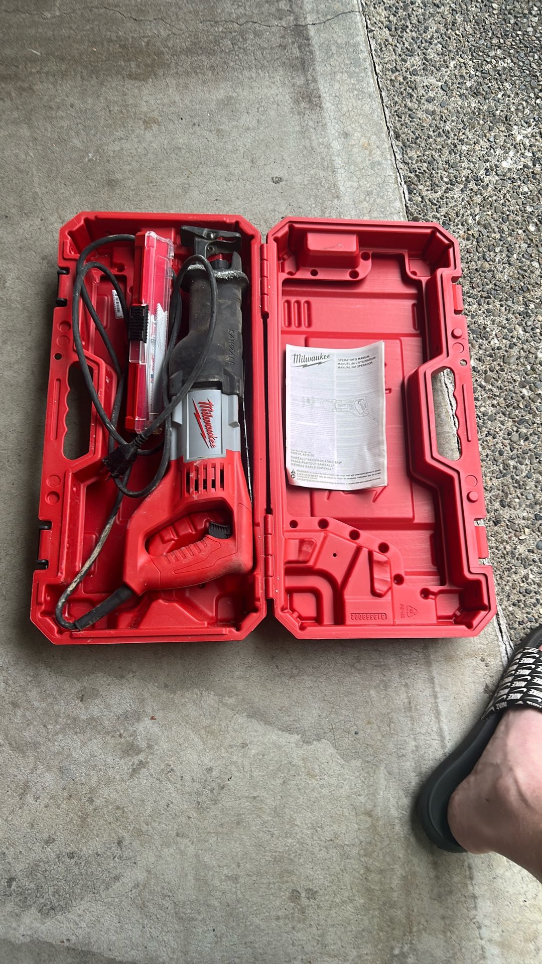 Milwaukee Sawzall Corded Like New
