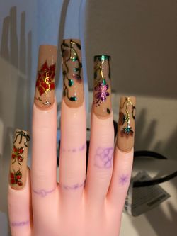 Nails set