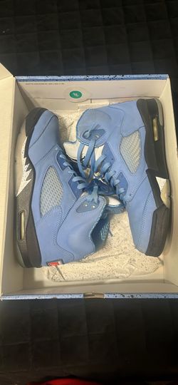 Jordan 5’s  (UNC Edition)
