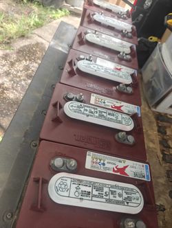 6v Deep Cycle Batteries 