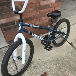 Diamondback Viper Youth Bike 16 Inch Wheels 
