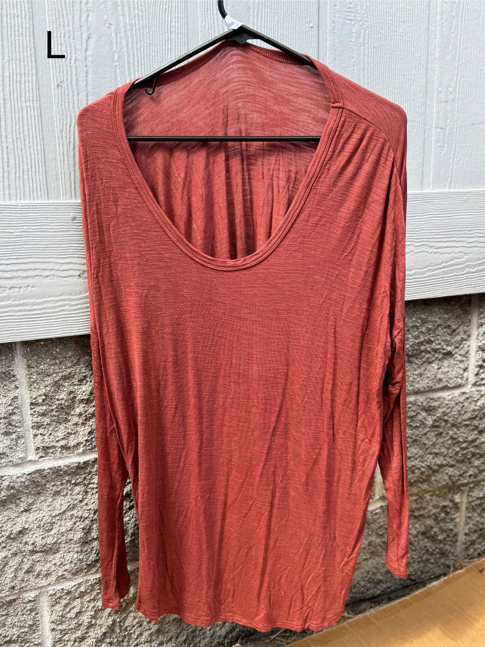Long Sleeved Fitted Blouse