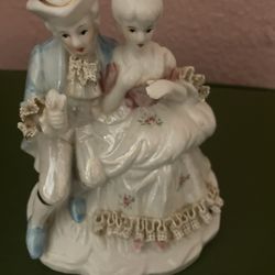 Vintage Victorian Porcelain Dresden Lace Figurine Couple