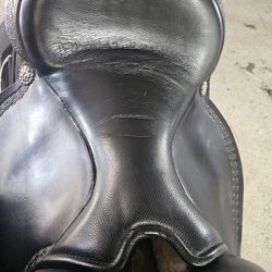 Circle Y High HORSE 17 INCH TRAIL SADDLE