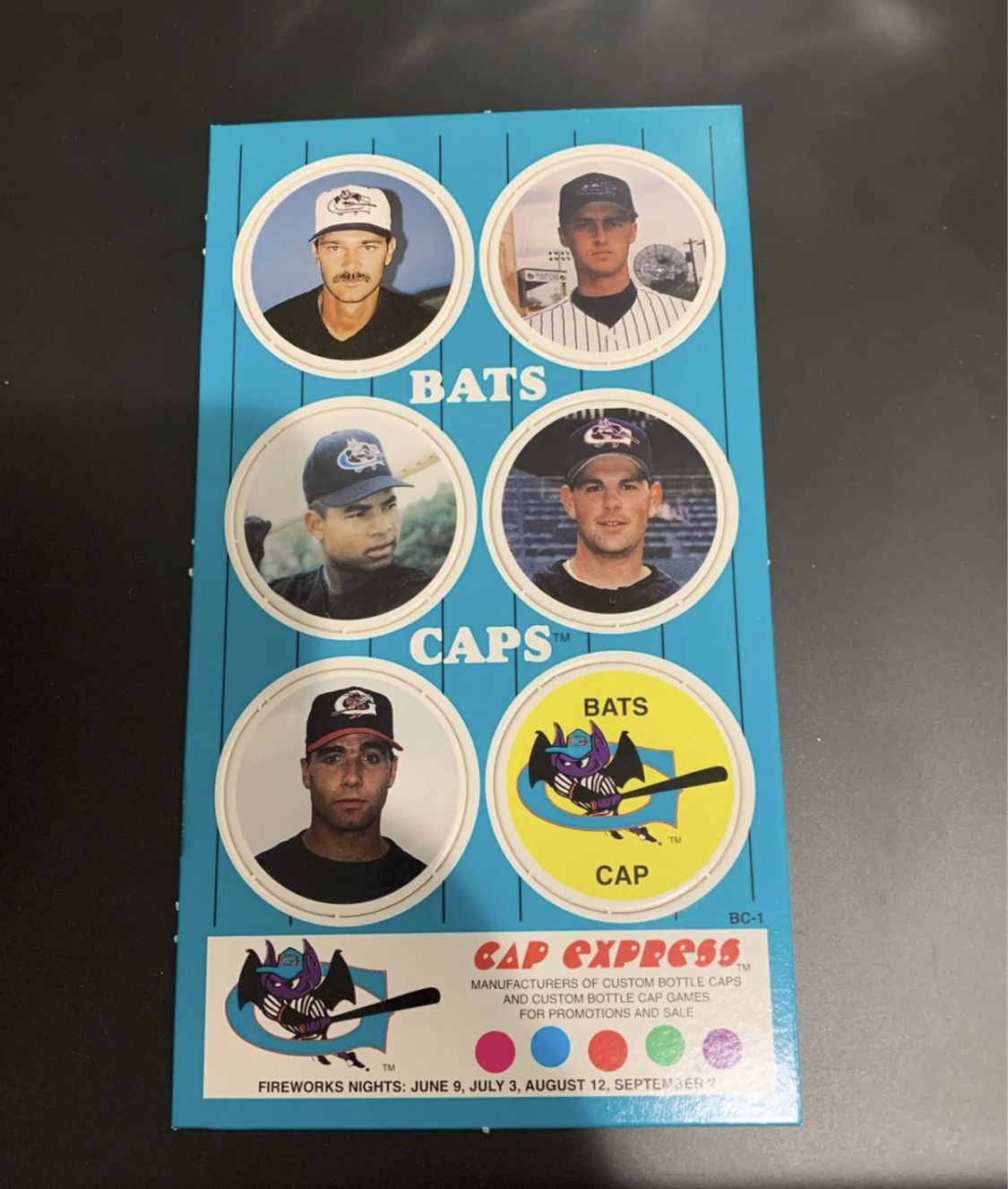 1995 Don Mattingly Bats Caps. Very Rare baseball card
