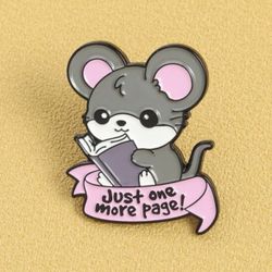 Cute Cartoon Mouse Reader Brooch Enamel Pin