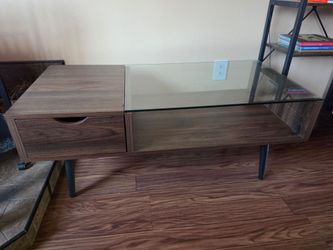 Coffee Table w/Storage