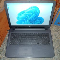 HP NoteBook 15-af131dx Laptop 
