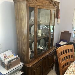 China hutch + Table