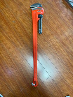 RIDGID HD Wrench 48 Heavy-Duty Straight Pipe Wrench, 48-inch Plumbing Wrench