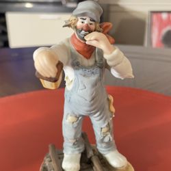 Emmett Kelly Jr Collection a famous American circus clown “Weary Willie”  