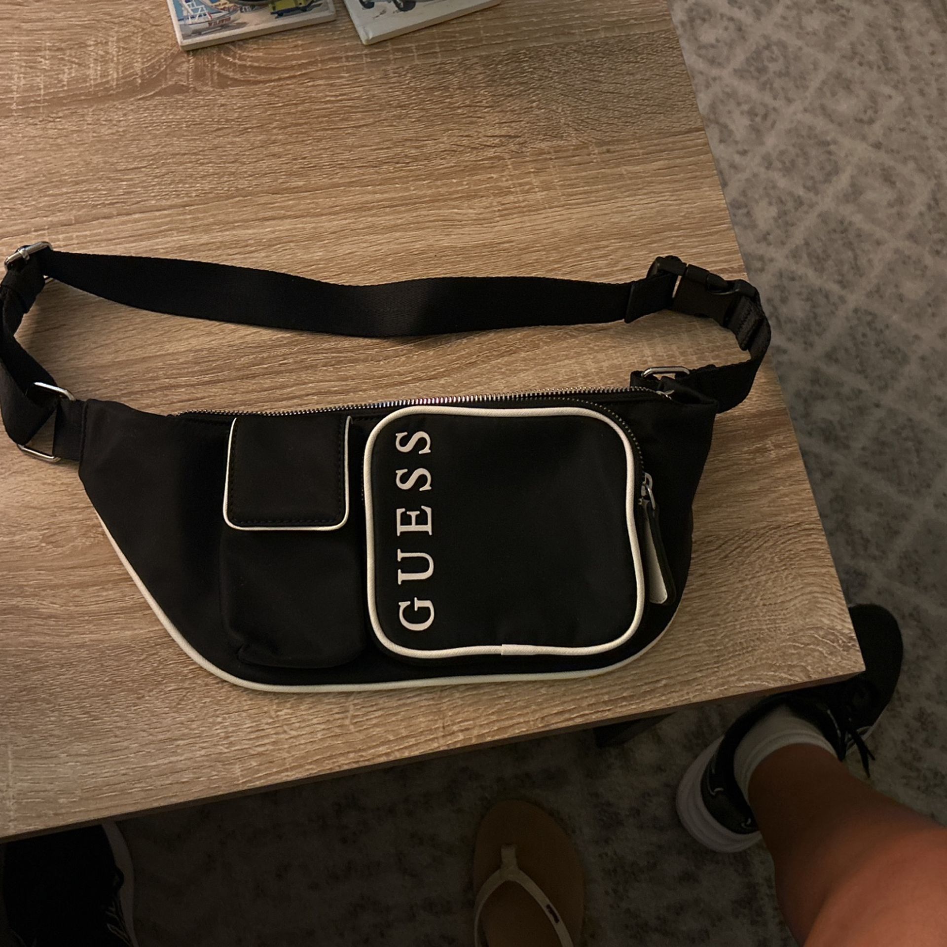 Guess Fanny Pack