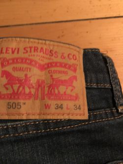 Men’s Levi’s. Size in picture