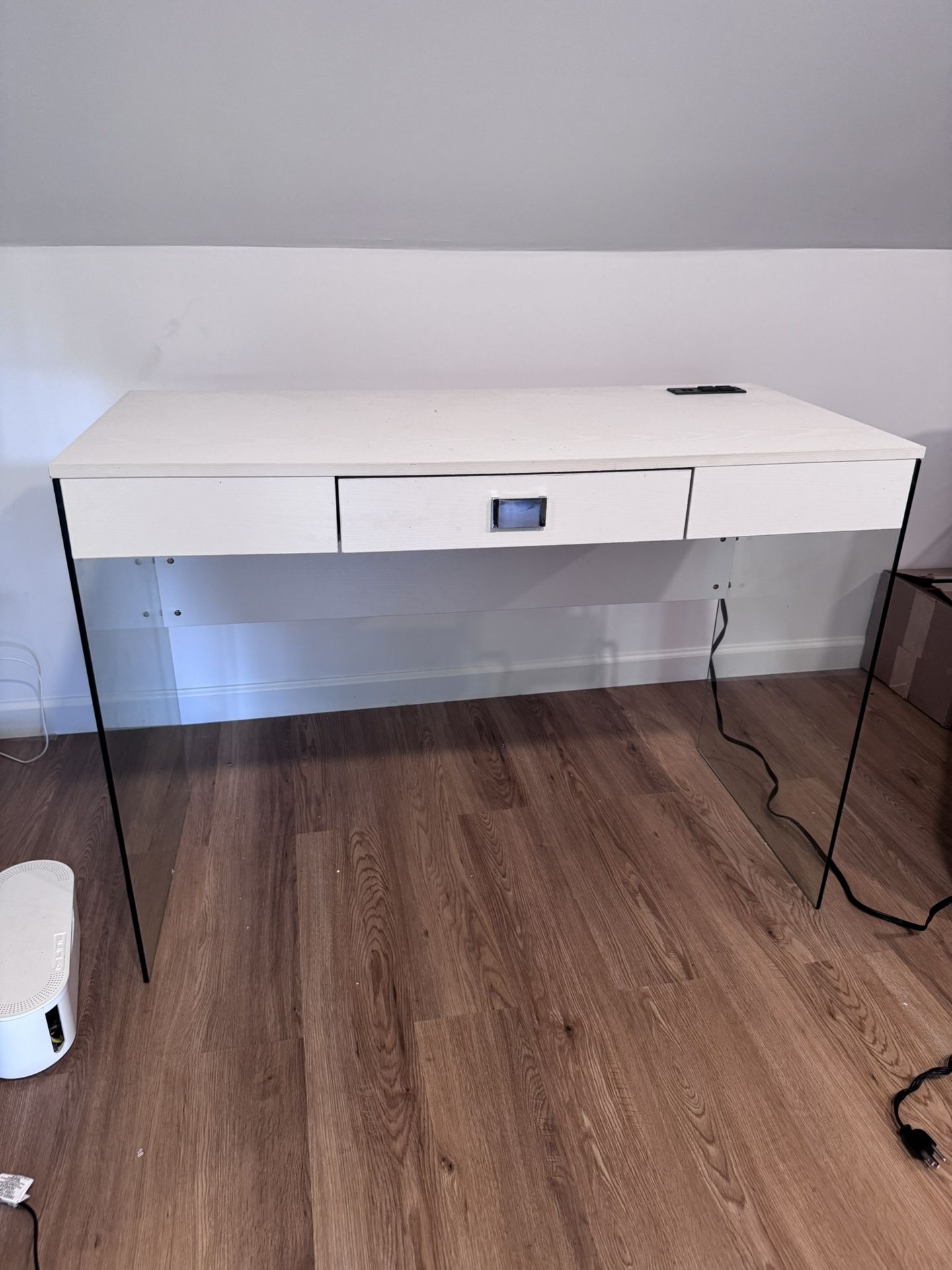 White Desk