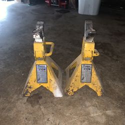 2 Three Ton Jack Stands 