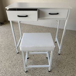 Vanity Desk, 40-inch Makeup Desk with Stool