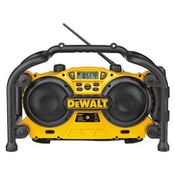 Dewalt jobsite stereo w/ battery