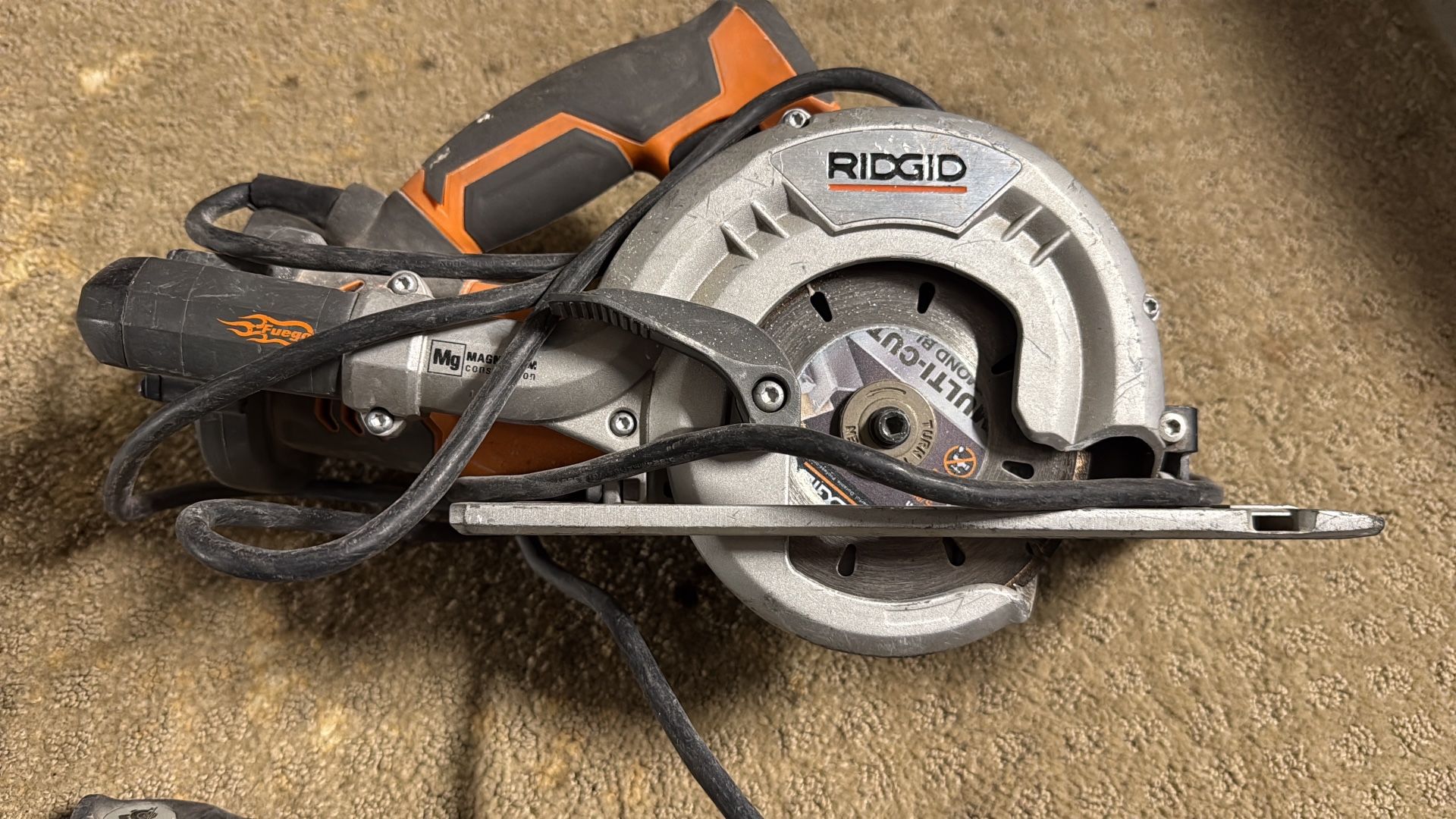 Brand New, Skill-saw Poco Uso