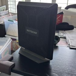 Netgear C7000 WiFi Router - USED