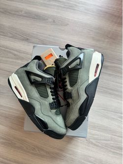 Size 10 men jordan 4 retro