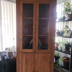 Vintage corner curio/hutch display cabinet/shelf w/ cup hooks