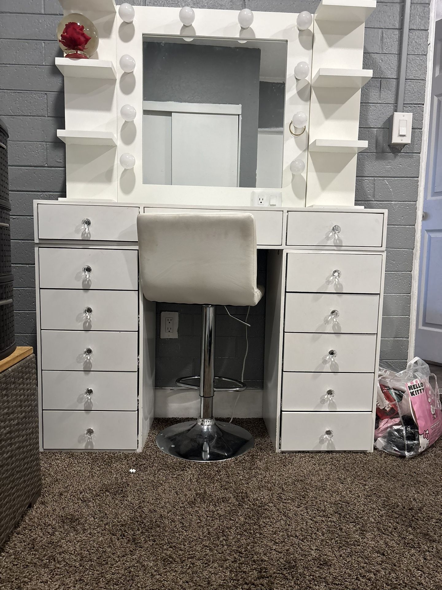 Makeup Vanity