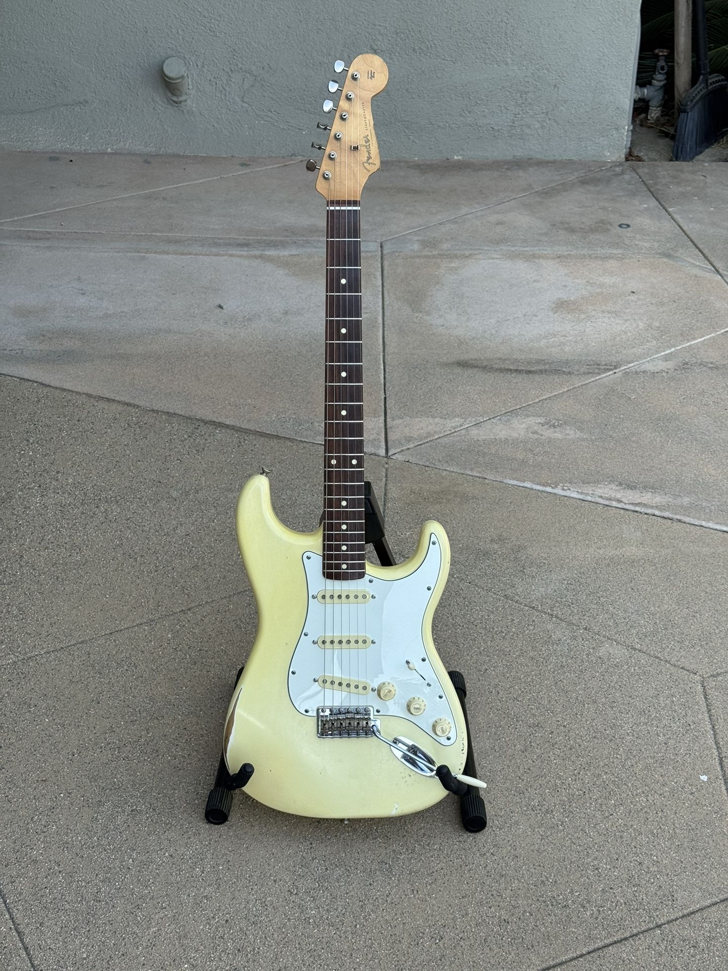 Fender Road Worn Stratocaster 2016 White With Rosewood Fingerboard