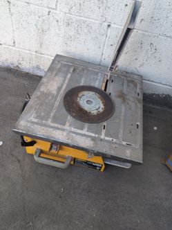 Tile cutter