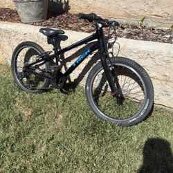 Trek Youth Superfly 20 Inch