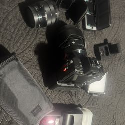 Sony A7RIV (A7R4) 61 MP Camera With Sigma 1.2 Lense