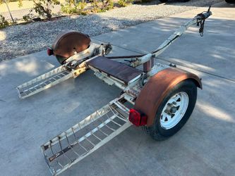 Tow Dolly