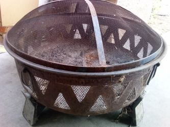 36 in Crossweave Steel Fire Pit with Screen