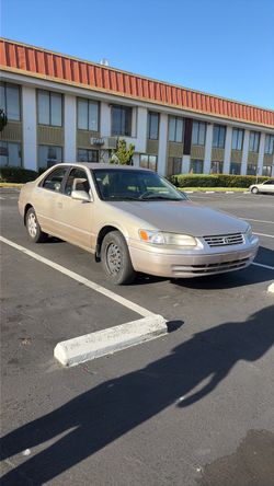1999 Toyota Camry