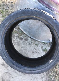 Tire excellent condition 205/40/17