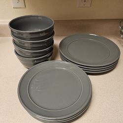 Gray Dinnerware Set
