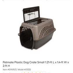 Petmate Plastic Dog/Cat Crate Small