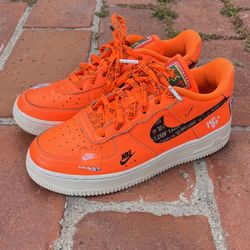 Nike AF1 “Just Do It” - Size 6Y