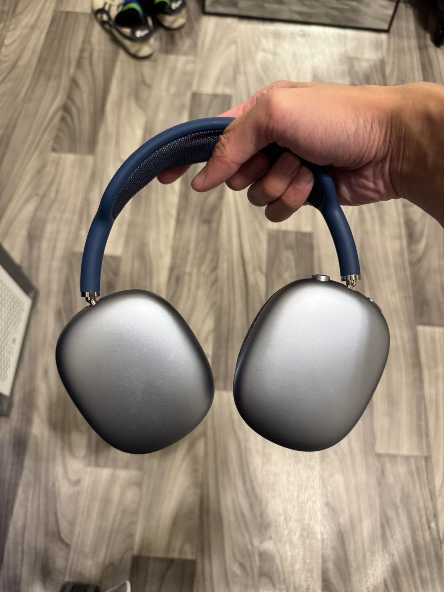 AirPod Max (Gen 1/Lightning) with AppleCare+