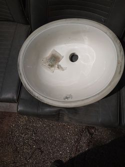 Sinks Sinks and more sinks