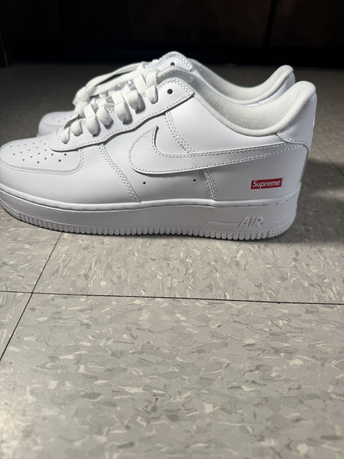 Supreme x Air Force 1 Low 'Box Logo - White'
