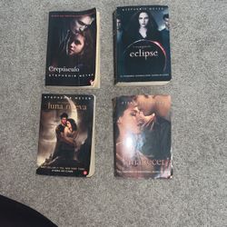 Twilight Saga Books (Spanish Version)