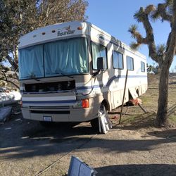 1999 Flidwood Bounder V10