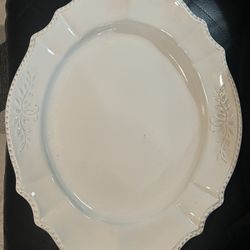 Farmhouse Serving Dish 